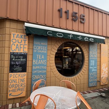 RoosRoast Coffee - Outside sitting area - Coffee & Tea Near Me - Ann Arbor, Michigan RoosRoast Coffee - Outside sitting area - Coffee & Tea Near Me - Ann Arbor, Michigan