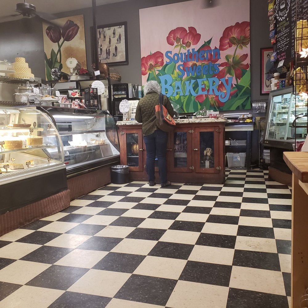 Southern Sweets Bakery - Cute lio counter - Bakeries Near Me - Decatur, Georgia Southern Sweets Bakery - Cute lio counter - Bakeries Near Me - Decatur, Georgia
