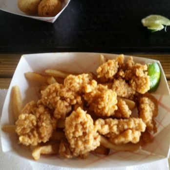 Island Cafe - Seafood Near Me - Everglades, Florida
