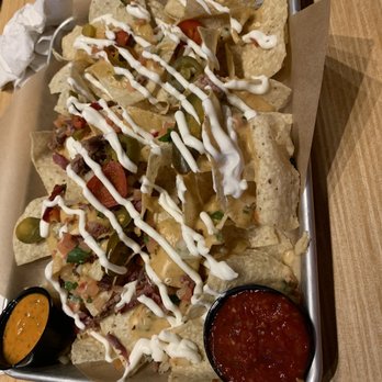 Buffalo Wild Wings - $15 ultimate nachos with brisket.....well, there was supposed to be brisket - Sports Bars Near Me - SEDALIA, Missouri