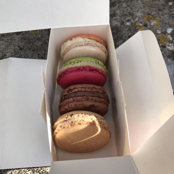 Pierre Hermé - Coffee, chocolate, rose and pistachio, jasmine - Chocolatiers & Shops Near Me - Paris, 75
