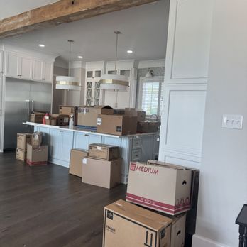 2Easy2Move Movers - Movers Near Me