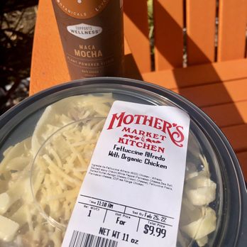 Mother's - Chicken Fettuccine Alfredo - Vegetarian Near Me - Laguna Woods, California Mother's - Chicken Fettuccine Alfredo - Vegetarian Near Me - Laguna Woods, California