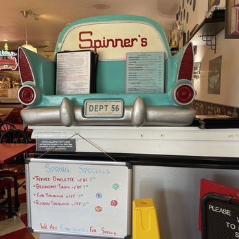 Spinner's Good Time Diner - Entrance - Diners Near Me - Chardon, Ohio Spinner's Good Time Diner - Entrance - Diners Near Me - Chardon, Ohio
