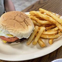 Northbrook Family Restaurant & Catering - Cheeseburger (Basket)