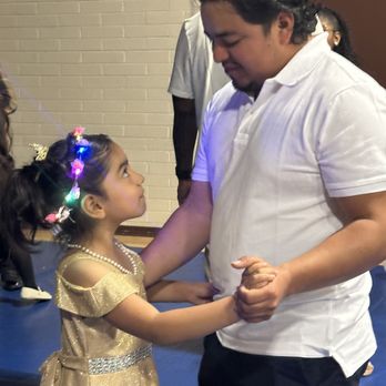 St Elizabeth Elementary School - Our Kings and Princesses dance is a overwhelming success! - Elementary Schools Near Me - Oakland, California St Elizabeth Elementary School - Our Kings and Princesses dance is a overwhelming success! - Elementary Schools Near Me - Oakland, California