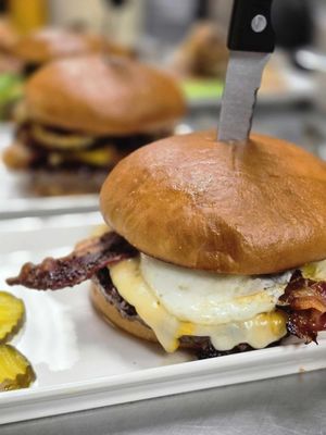 Da Burger Wing Hub by null