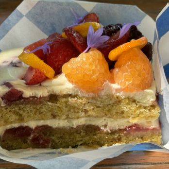 Bakers Bench - Pistachio slice of cake - Bakeries Near Me - Los Angeles, California Bakers Bench - Pistachio slice of cake - Bakeries Near Me - Los Angeles, California