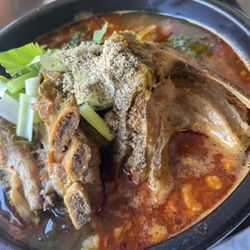 Hansang - Gamja-Tang. Pork bone soup