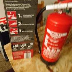 Aldi - Unser neuer Feuerlöscher