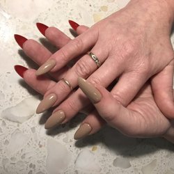 Nina's Nails