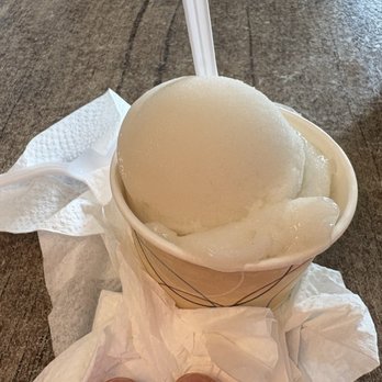 Heladeria El Grito - Guanábana - Ice Cream & Frozen Yogurt Near Me - San Juan, Puerto Rico