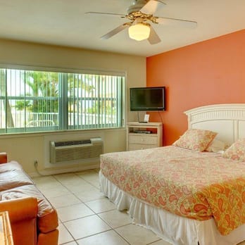 Surf Song Resort Condominiums - Ground Floor Studio - Resorts Near Me - Madeira Beach, Florida Surf Song Resort Condominiums - Ground Floor Studio - Resorts Near Me - Madeira Beach, Florida