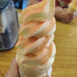Krekel's Custard - Medium Lemon Cone with Sprinkles