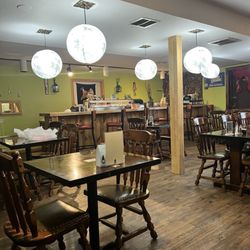 Hana Restaurant - Inside