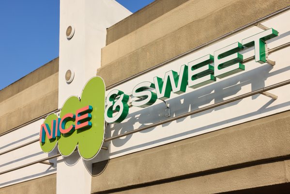 Nice & Sweet by null