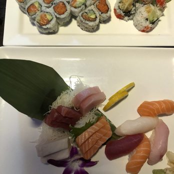 Chikurin - Alaskan roll, spicy salmon plate, shrimp tempura roll (upper plate) and Sushi and sashimi combo (lower plate) - Japanese Near Me - New York, New York Chikurin - Alaskan roll, spicy salmon plate, shrimp tempura roll (upper plate) and Sushi and sashimi combo (lower plate) - Japanese Near Me - New York, New York