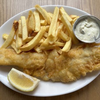 The Golden Hind - Large Cod with Small Chips - Fish & Chips Near Me - London, XGL