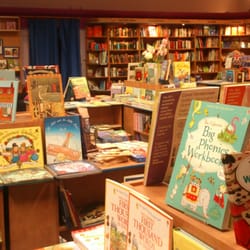 Oxford Bookshop Praha - Široký výběr dětských knih