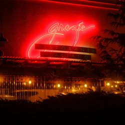 Grazie Ristorante Italiano - Neon sign
