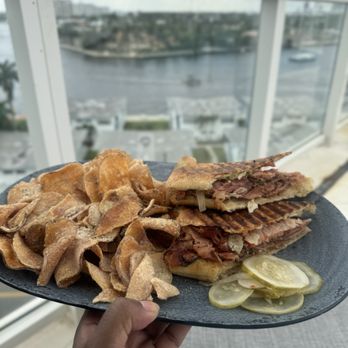 ESCAPE ROOFTOP BAR - Updated January 2026 - 120 Photos & 30 Reviews ...