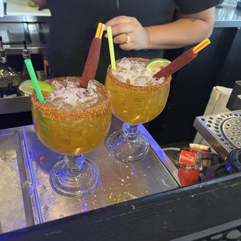 El Plato Mexican Grill & Cantina - Spicy mango margaritas - Mexican Near Me - Lee's Summit, Missouri