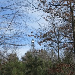 Paul M Thiede Fire Tower Park - Tower from parking lot