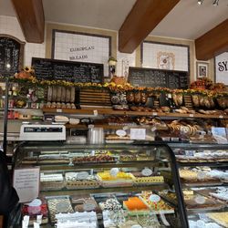 Syrena Bakery