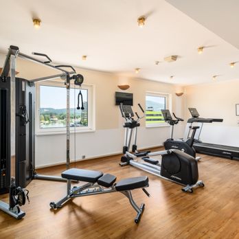 Trans World Hotel Donauwelle - Hotels Near Me - Linz, 4 Trans World Hotel Donauwelle - Hotels Near Me - Linz, 4