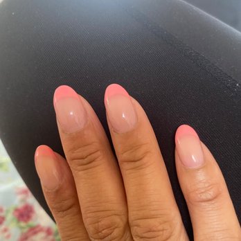 209 Nails Lounge - Nail Salons Near Me - Stockton, California