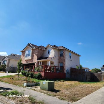 Hidalgo Roofing and Remodeling - the front of the house - Roofing Near Me - Pharr, Texas
