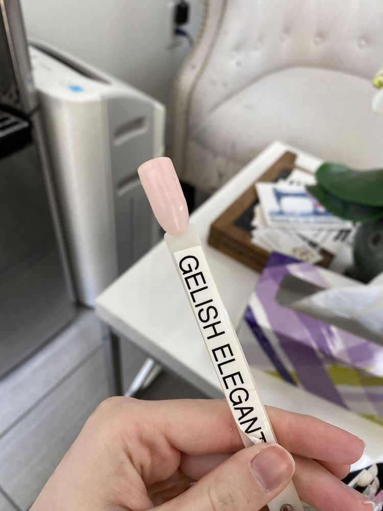 LEILA’S NAILS AND SPA Updated September 2024 113 S Greeno Rd