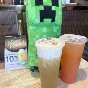 ComeBuy Tea - Jasmine green tea with creamachinno, Grapefruit tea with aloe - Bubble Tea Near Me - Seattle, Washington ComeBuy Tea - Jasmine green tea with creamachinno, Grapefruit tea with aloe - Bubble Tea Near Me - Seattle, Washington