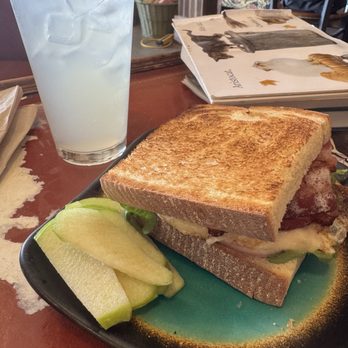 Uncommon Coffee - The Vermonter with apples on the side & a lemonade - Cafes Near Me - Essex, Vermont Uncommon Coffee - The Vermonter with apples on the side & a lemonade - Cafes Near Me - Essex, Vermont