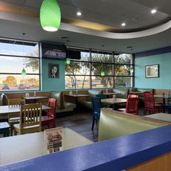 Roland's Jamaica Chicken - Dining area. So pretty.