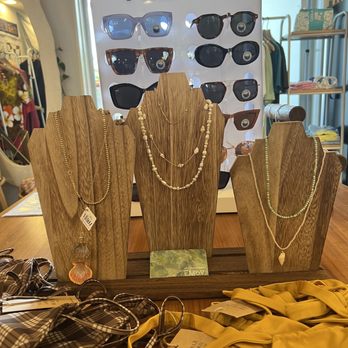 Sunset Provisions - Jewerly - Coffee & Tea Near Me - Honolulu, Hawaii