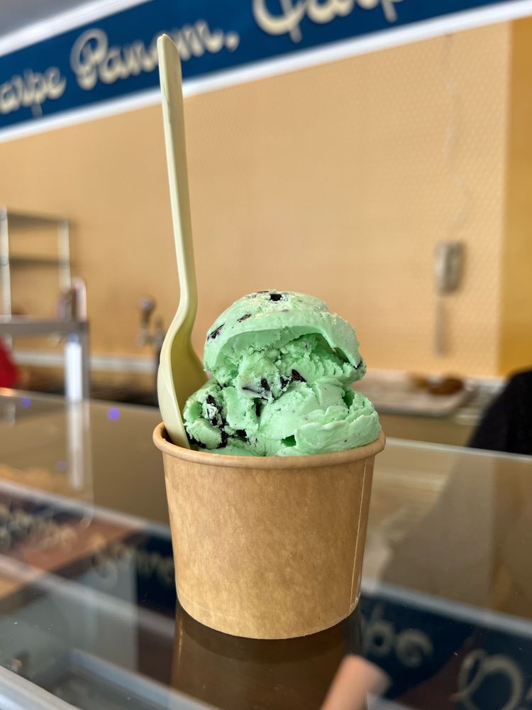 FARMHOUSE BAKERY Updated September 2024 12 Reviews 445 Main St