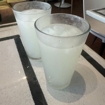Altan's Place - Photo 10: Lemonade (16 oz) - Pizza Near Me - Berkeley, California