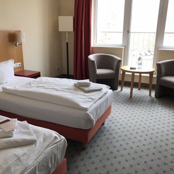 Hotel Am Jungfernstieg - Hotel am Jungfernstieg | Am Hbf Stralsund | Komfortzimmer 3*Superior - Bed & Breakfast Near Me - Stralsund, MV