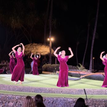Old Lahaina Luau - Performing Arts Near Me - Lahaina, Hawaii