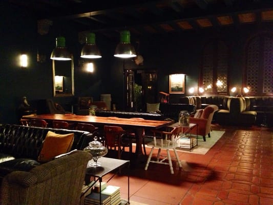 Maison Twenty Seven by null