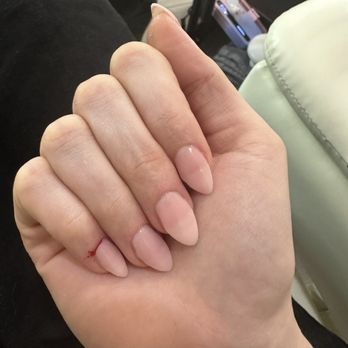 Allure Day Spa - Nail Salons Near Me - Willowbrook, Illinois