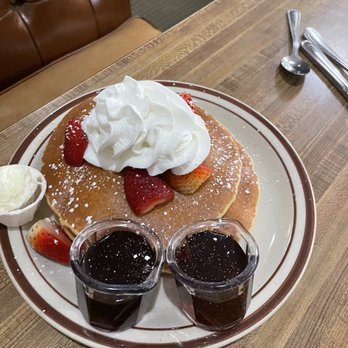 Harry's Coffee Shop - Strawberry pancakes - American Near Me - La Jolla, California Harry's Coffee Shop - Strawberry pancakes - American Near Me - La Jolla, California