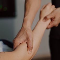 CityTouch Licensed Massage Therapy - Forearm massage. Tendonitis pain management.