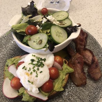 Earls Kitchen + Bar - Avocado Super Brunch w/side bacon - Cocktail Bars Near Me - Denver, Colorado Earls Kitchen + Bar - Avocado Super Brunch w/side bacon - Cocktail Bars Near Me - Denver, Colorado