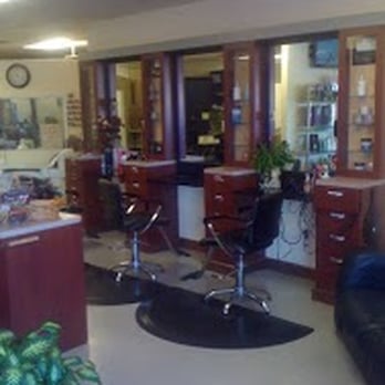 Patty's Beauty Salon - Interior - Hair Stylists Near Me - Pacoima, California Patty's Beauty Salon - Interior - Hair Stylists Near Me - Pacoima, California