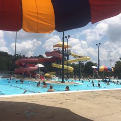 Gill Family Aquatic Center