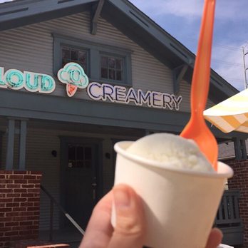 Cloud 10 Creamery - Vanilla bean tiny scoop - Desserts Near Me - Houston, Texas Cloud 10 Creamery - Vanilla bean tiny scoop - Desserts Near Me - Houston, Texas