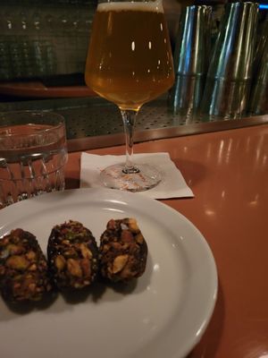 Bar Pamplemousse by null Bar Pamplemousse by null