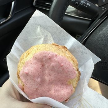 Beard Papa’s Plano - Bakeries Near Me - Plano, Texas